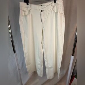 HALARA Fitara Flex Asymmetric low rise baggy wide